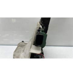 Serrure avant droit VOLKSWAGEN PASSAT 4