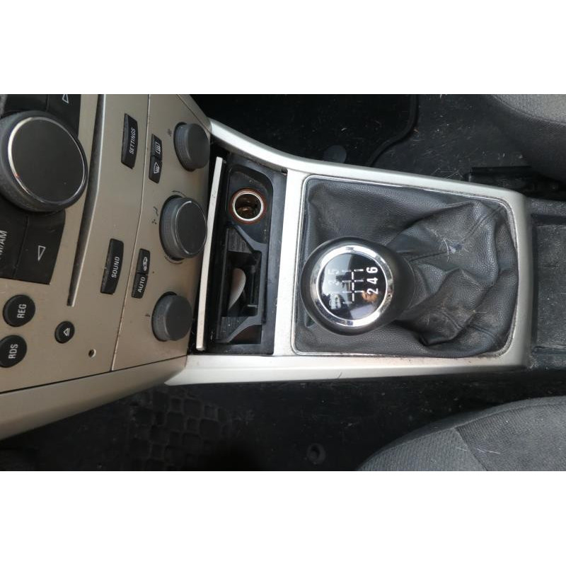 Aile avant droit OPEL ASTRA H Photo n°8