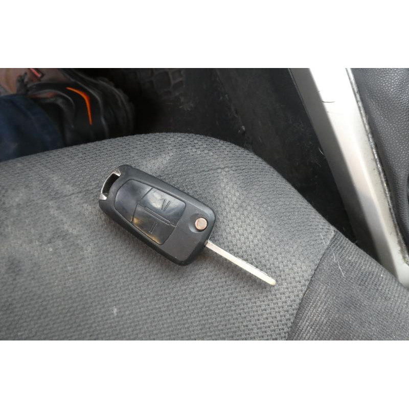 Aile avant droit OPEL ASTRA H Photo n°11