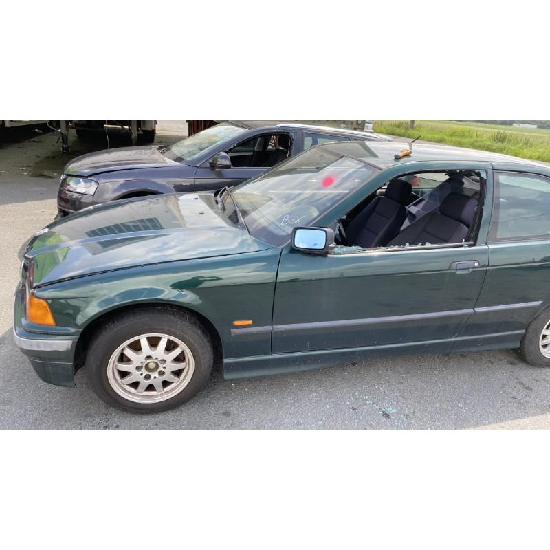 Bas de caisse gauche BMW SERIE 3 E36 Photo n°12