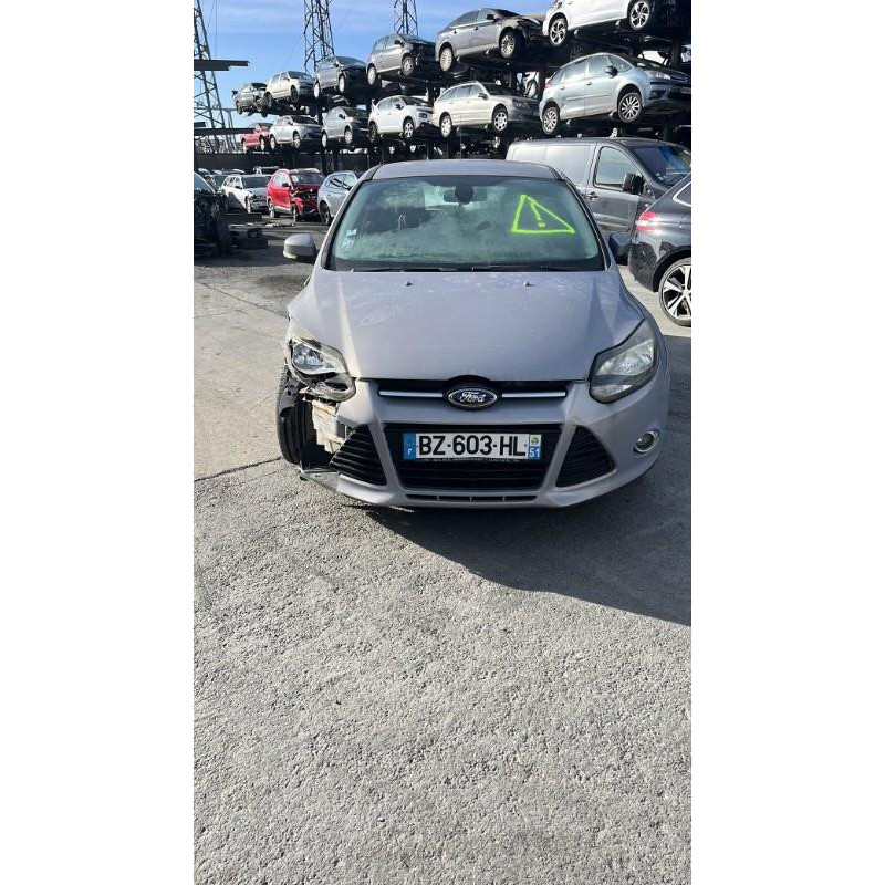 Malle/Hayon arriere FORD FOCUS 3 Photo n°17