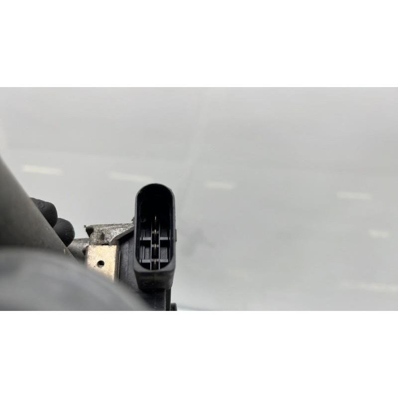Moteur essuie glace avant VOLKSWAGEN SCIROCCO 3 Photo n°3