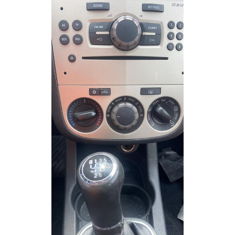 Aile avant gauche OPEL CORSA D Photo n°10