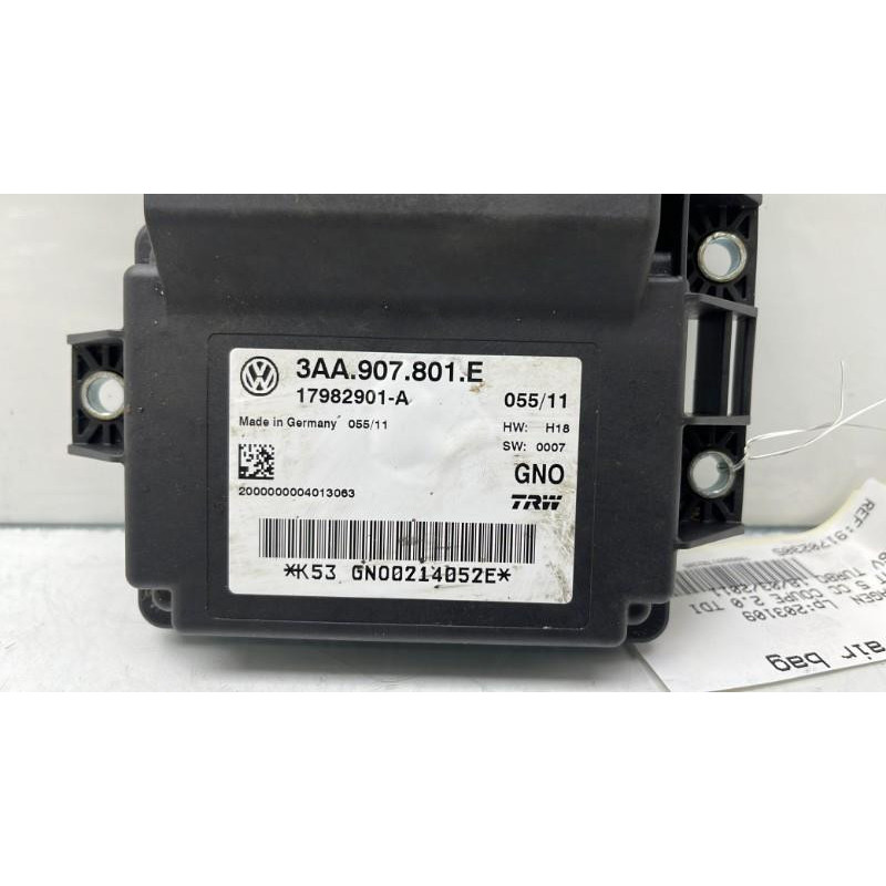 Boitier air bag VOLKSWAGEN PASSAT 5 Photo n°1
