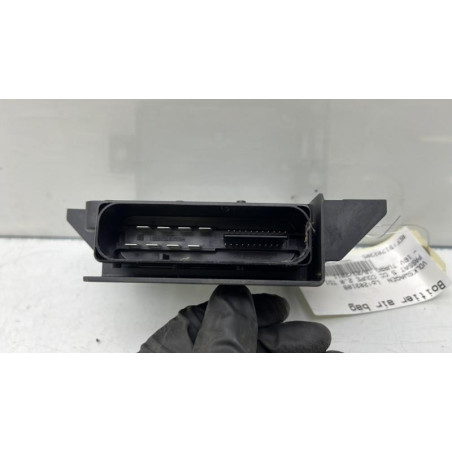 Boitier air bag VOLKSWAGEN PASSAT 5