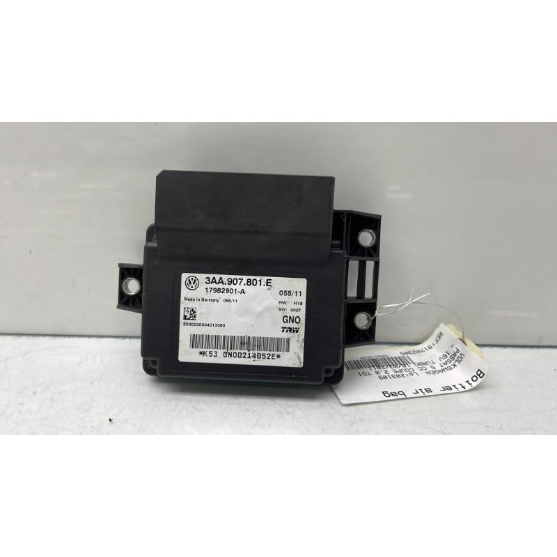 Boitier air bag VOLKSWAGEN PASSAT 5 Photo n°3
