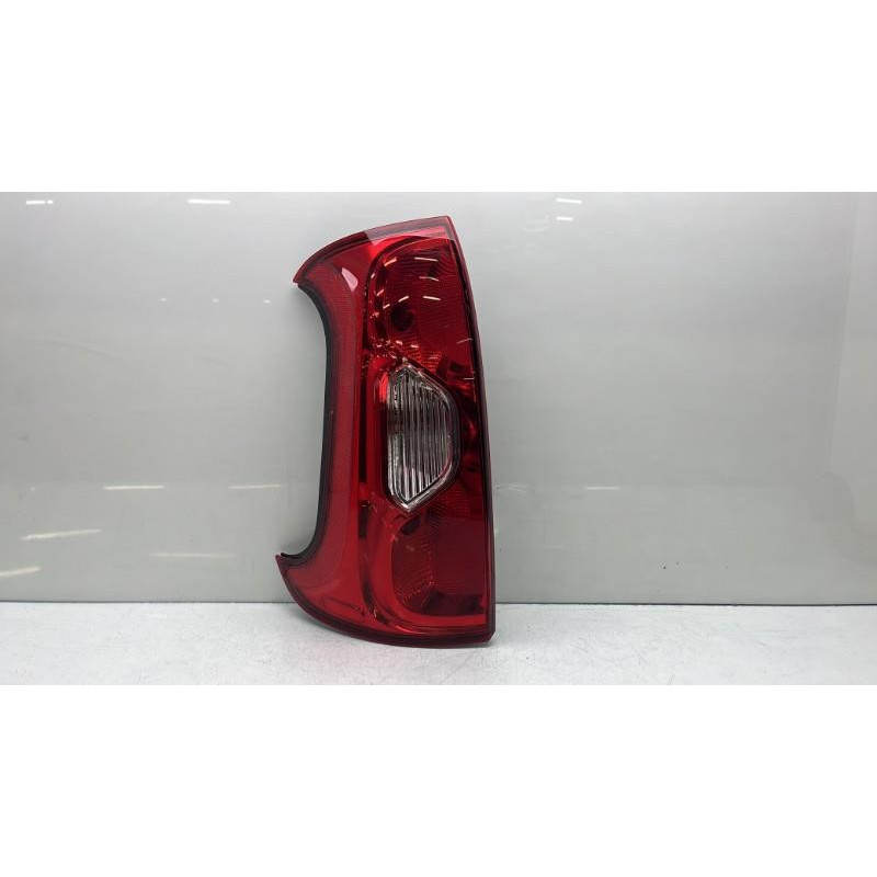 Feu arriere principal gauche (feux) FIAT PANDA 3 Photo n°3