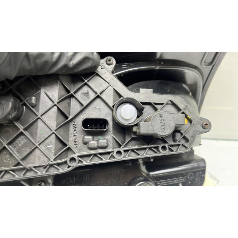 Feu arriere principal gauche (feux) FIAT PANDA 3 Photo n°4