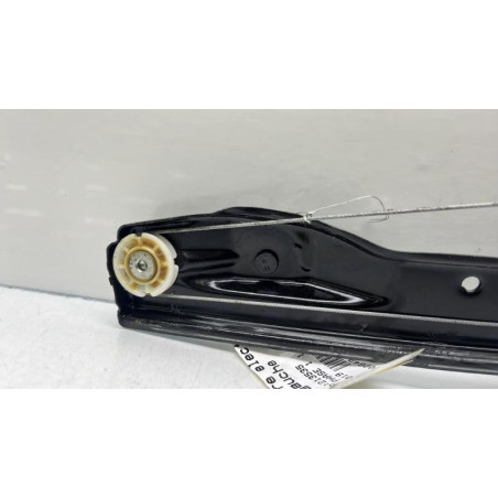 Leve vitre electrique avant gauche FIAT PANDA 3