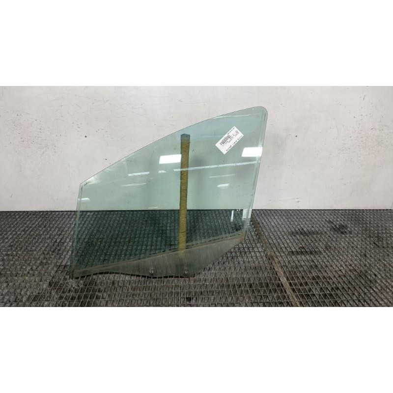 Vitre avant gauche PEUGEOT 308 1 SW Photo n°1