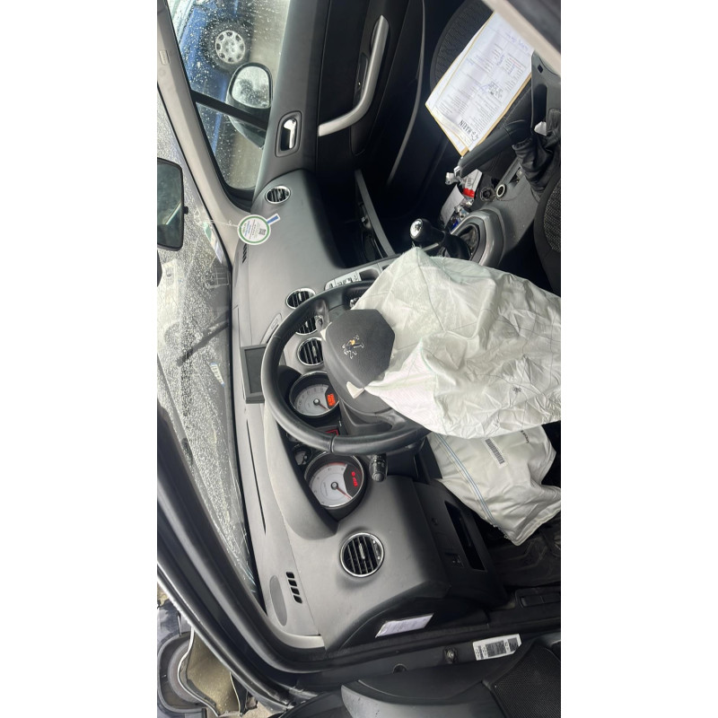 Bouton de warning PEUGEOT 308 1 SW Photo n°9