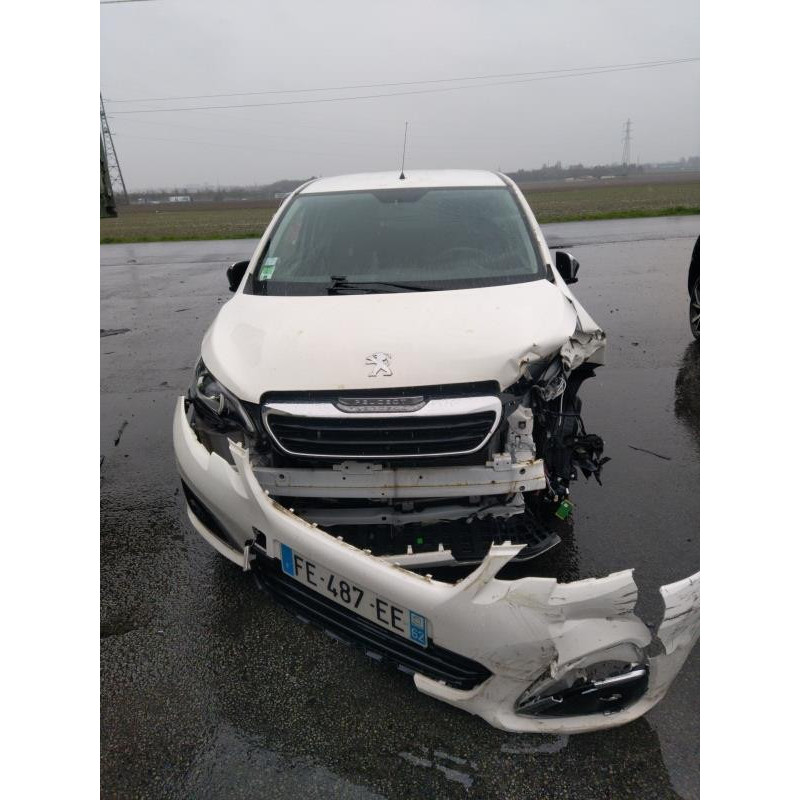 Calandre PEUGEOT 108 Photo n°18