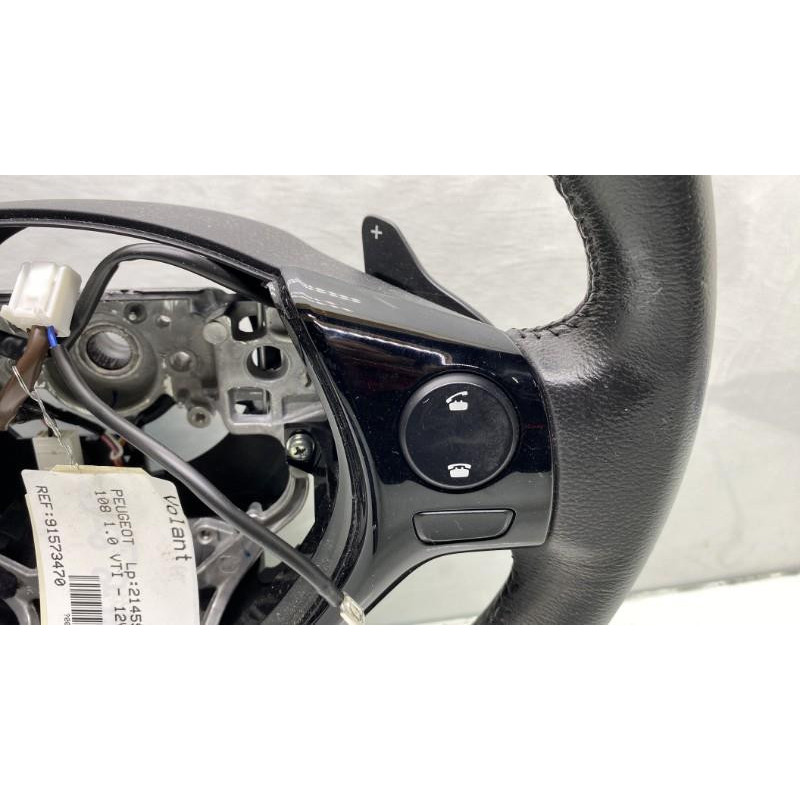 Volant PEUGEOT 108 Photo n°6