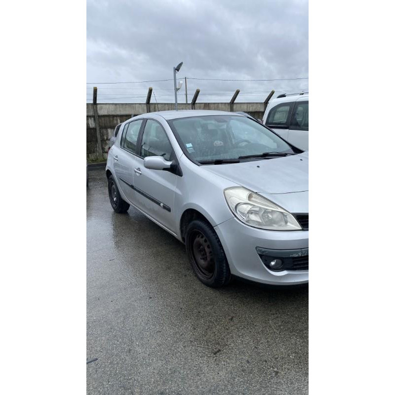Boitier UCH RENAULT CLIO 3 Photo n°10