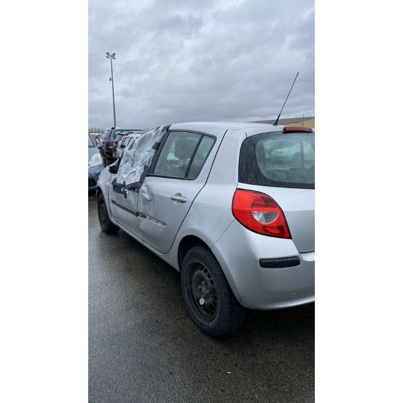 Boitier UCH RENAULT CLIO 3 Photo n°13