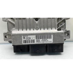 Calculateur moteur PEUGEOT 5008 1