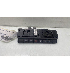 Bouton de warning DACIA DUSTER 2 Photo n°1