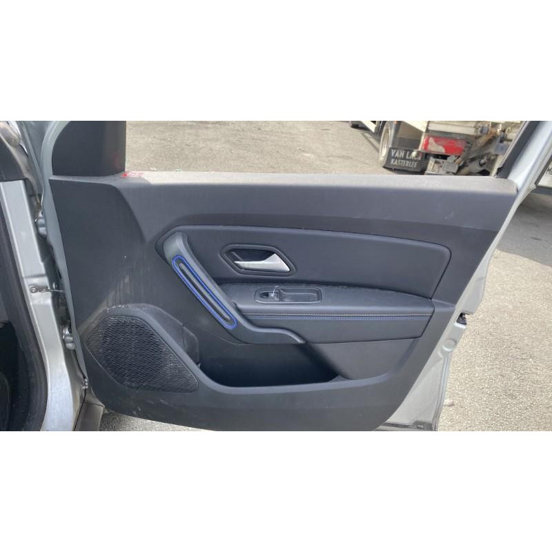 Bouton de warning DACIA DUSTER 2 Photo n°17
