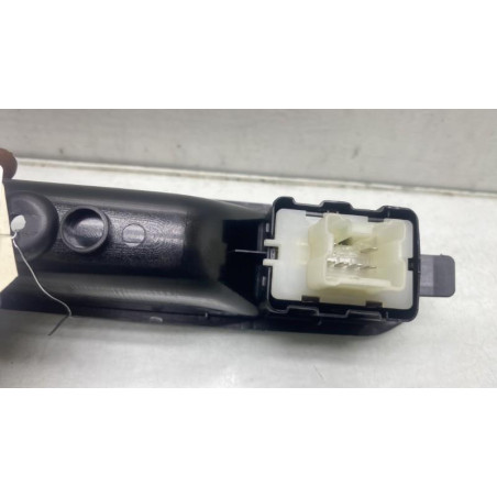 Interrupteur de leve vitre arriere gauche DACIA DUSTER 2