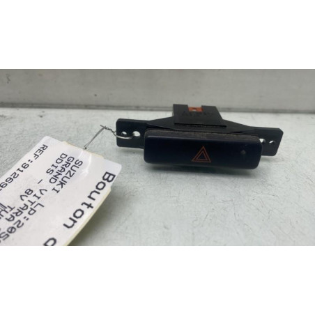 Bouton de warning SUZUKI GRAND VITARA 2 Photo n°1