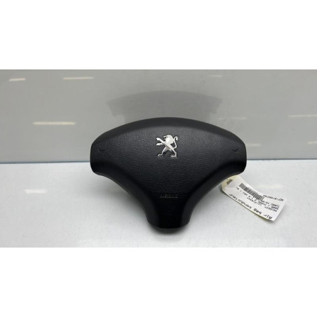 Air bag conducteur PEUGEOT 5008 1 Photo n°1