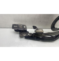 Charniere de capot PEUGEOT 5008 1