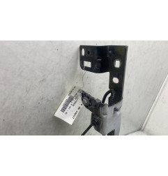 Charniere de capot PEUGEOT 5008 1