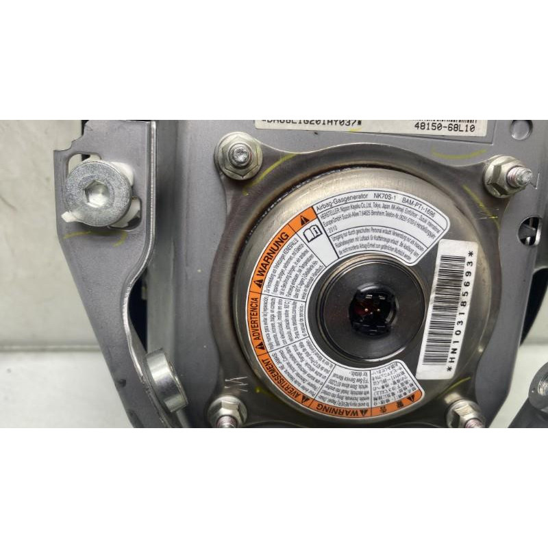 Air bag conducteur SUZUKI SWIFT 4 Photo n°1