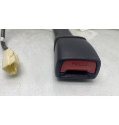 Attache ceinture avant droit SUZUKI SWIFT 4 Photo n°1