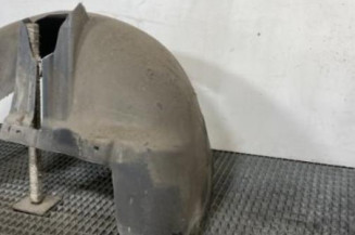 Pare boue arriere droit VOLKSWAGEN TOURAN 1