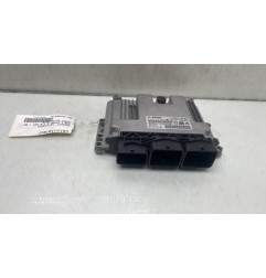 Calculateur moteur PEUGEOT 308 1