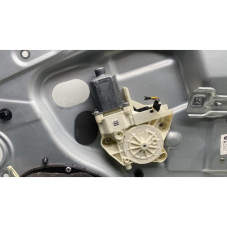 Leve vitre electrique avant droit FORD FOCUS 2 Photo n°1