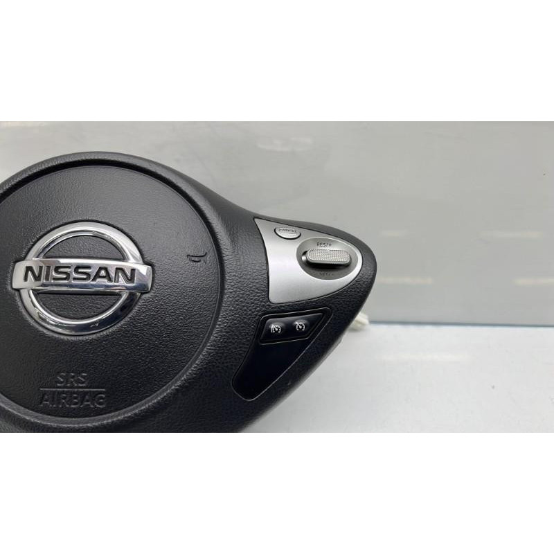 Air bag conducteur NISSAN JUKE 1 Photo n°4