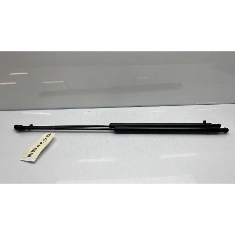 Verin de coffre NISSAN JUKE 1 Photo n°2