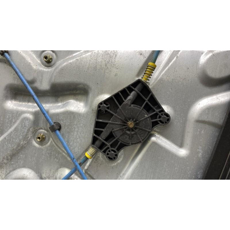 Leve vitre electrique avant gauche FIAT STILO Photo n°5