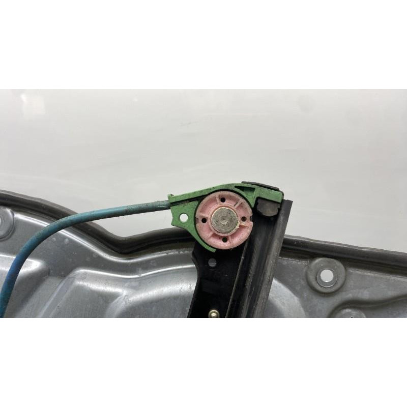 Leve vitre electrique avant gauche FIAT STILO Photo n°10