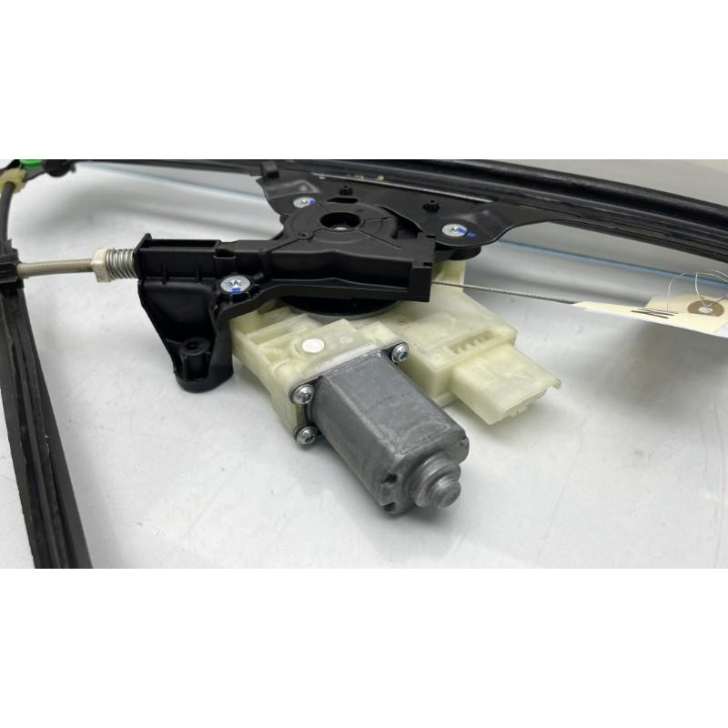 Leve vitre electrique avant droit CITROEN C4 GRAND PICASSO 2 Photo n°4