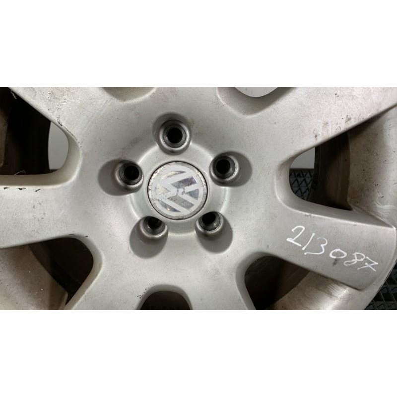 Jante VOLKSWAGEN GOLF 4 Photo n°1