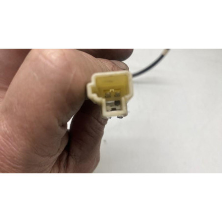 Attache ceinture avant gauche SUZUKI CELERIO