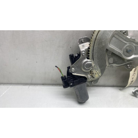Leve vitre electrique avant droit SUZUKI ALTO 3 Photo n°1