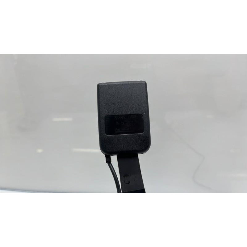 Attache ceinture avant droit NISSAN QASHQAI 1 Photo n°1