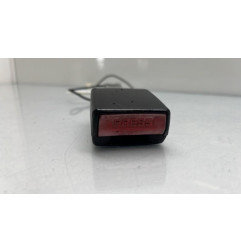 Attache ceinture avant droit NISSAN QASHQAI 1