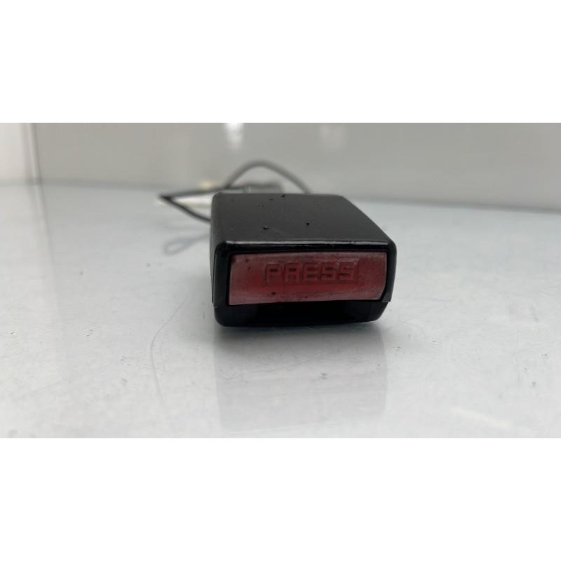 Attache ceinture avant droit NISSAN QASHQAI 1 Photo n°2