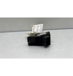 Interrupteur de leve vitre arriere gauche KIA RIO 4