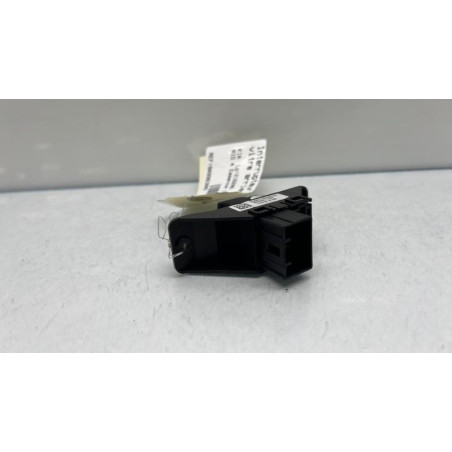 Interrupteur de leve vitre arriere gauche KIA RIO 4