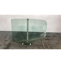 Vitre arriere droit PEUGEOT 207