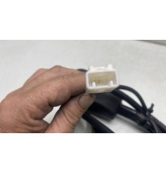 Attache ceinture avant droit TOYOTA YARIS 3