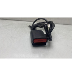 Attache ceinture avant droit TOYOTA YARIS 3