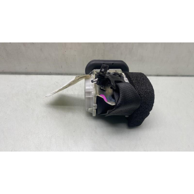 Ceinture arriere droit TOYOTA YARIS 3 Photo n°4