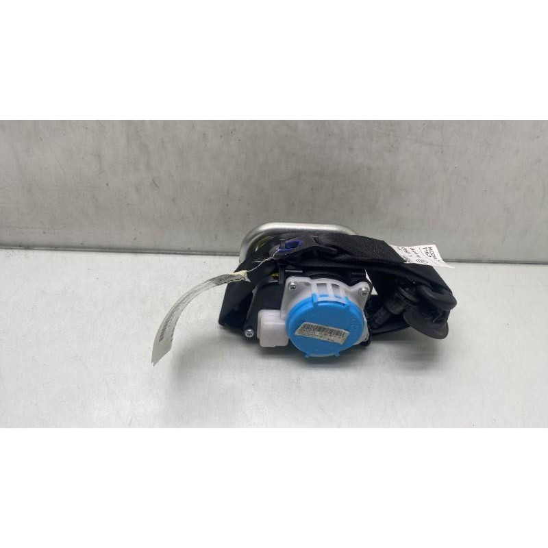 Pretensionneur de ceinture avant droit TOYOTA YARIS 3 Photo n°2